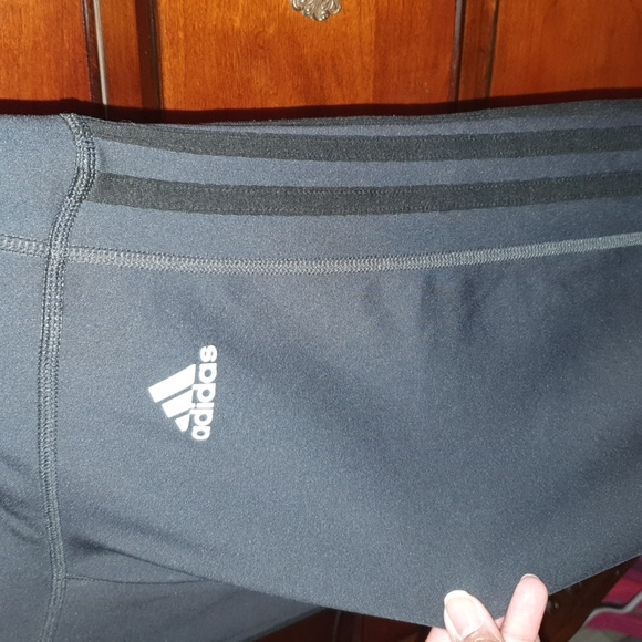 NWOT Adidas 3 Stripes Gray and Black Leggings Sz 1X - Picture 2 of 5